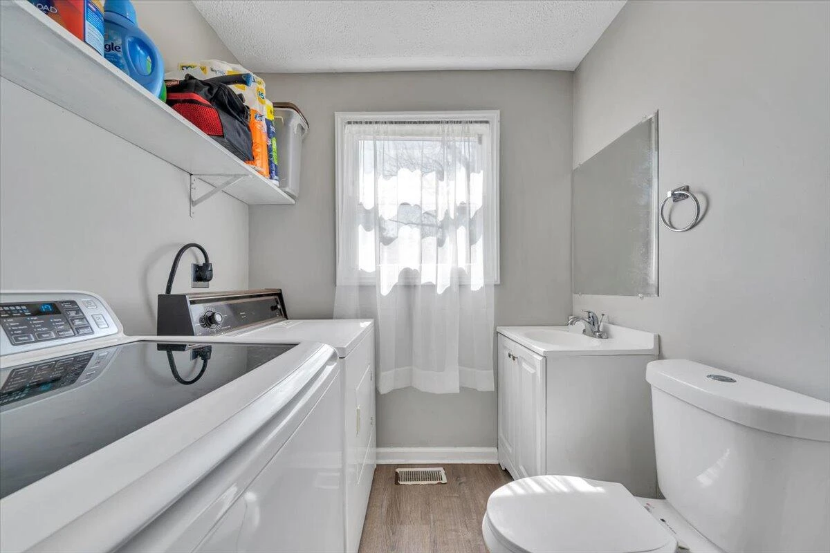 629 Highland AVE - Photo 17