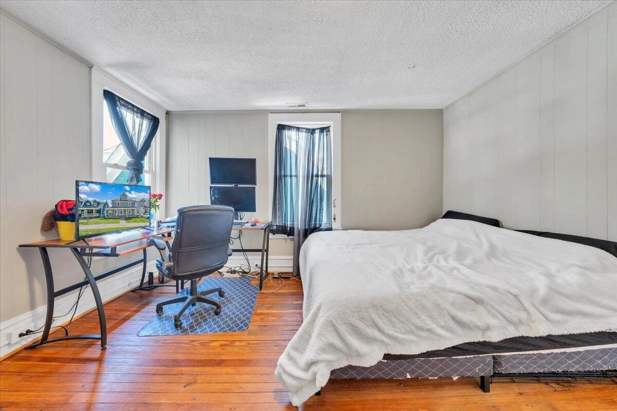 629 Highland AVE - Photo 21