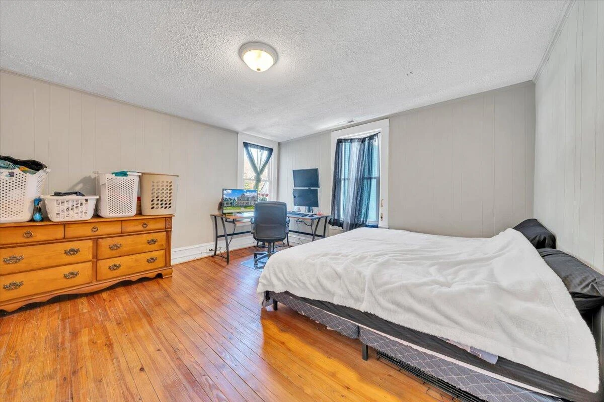 629 Highland AVE - Photo 22
