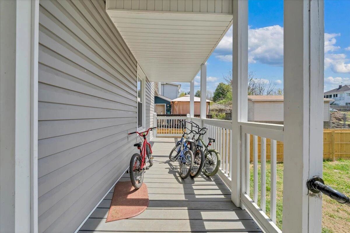 629 Highland AVE - Photo 37