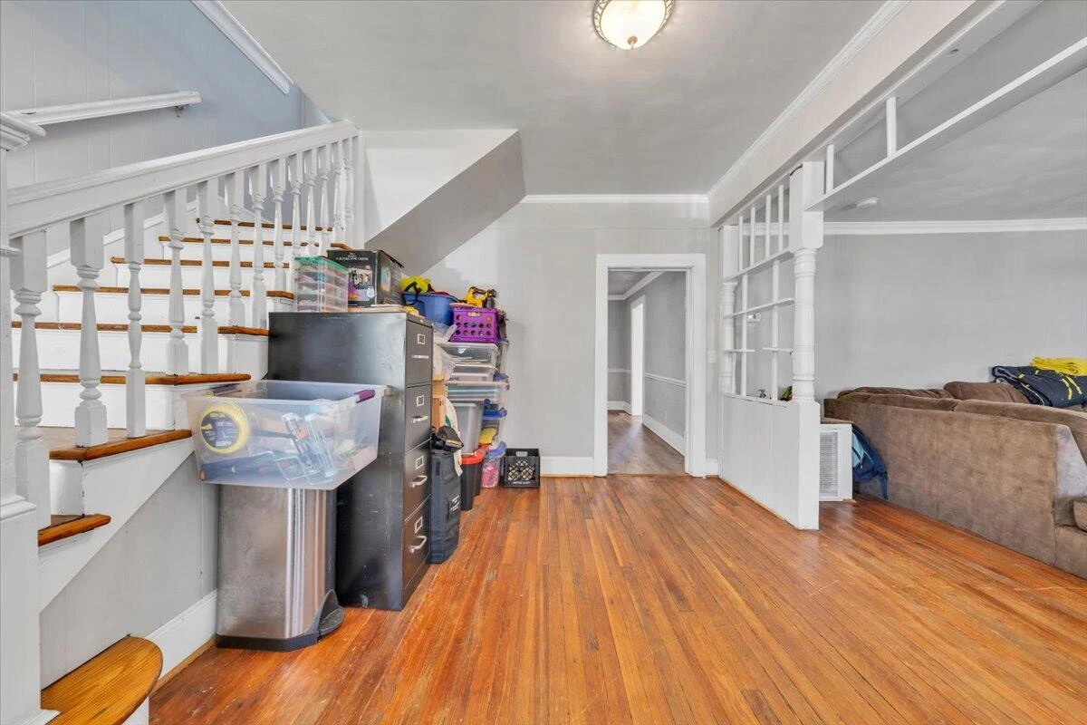 629 Highland AVE - Photo 4