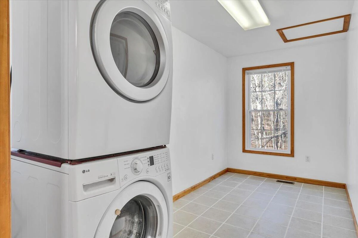 330 Chestnut Forest DR - Photo 13