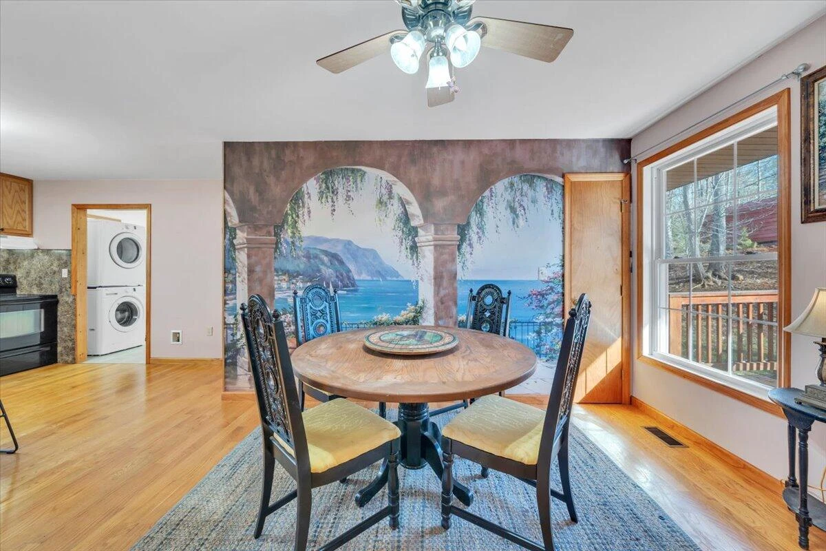 330 Chestnut Forest DR - Photo 5