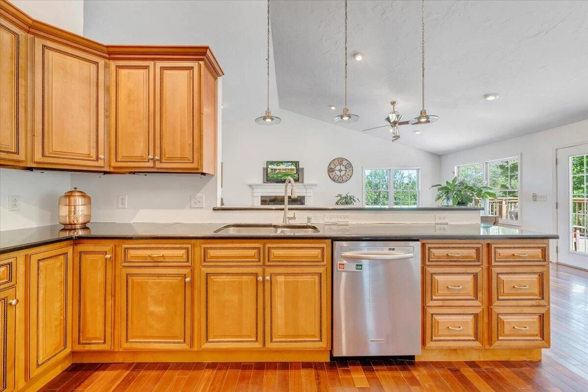 106 Diamond RD - Photo 14