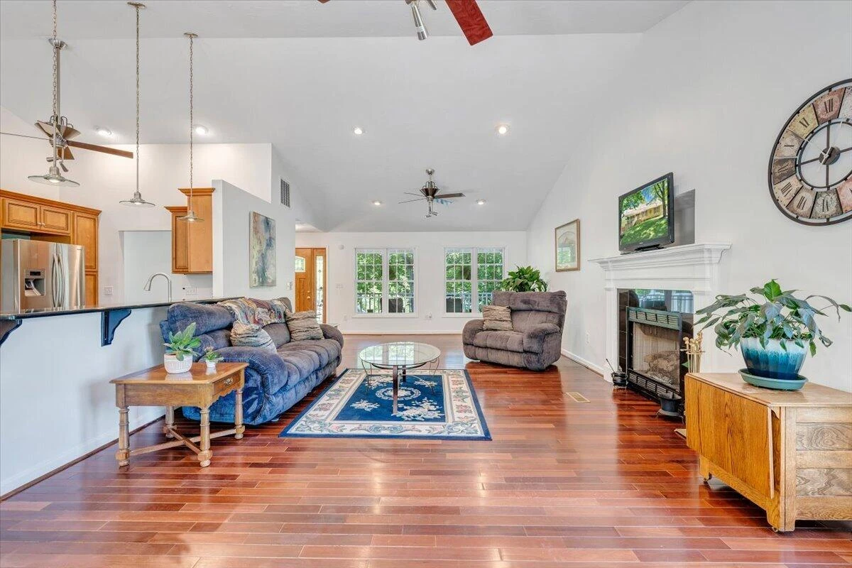 106 Diamond RD - Photo 11
