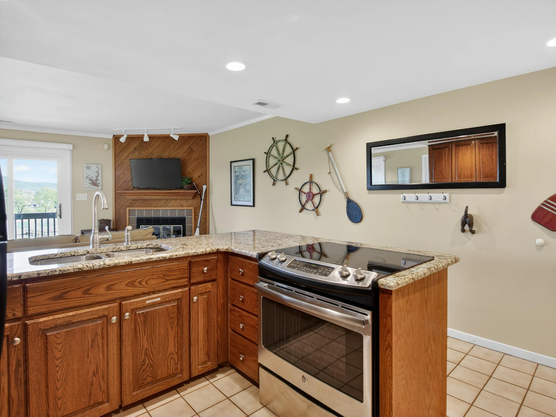 110 Sailors Cove DR #UNIT 1314 - Photo 12