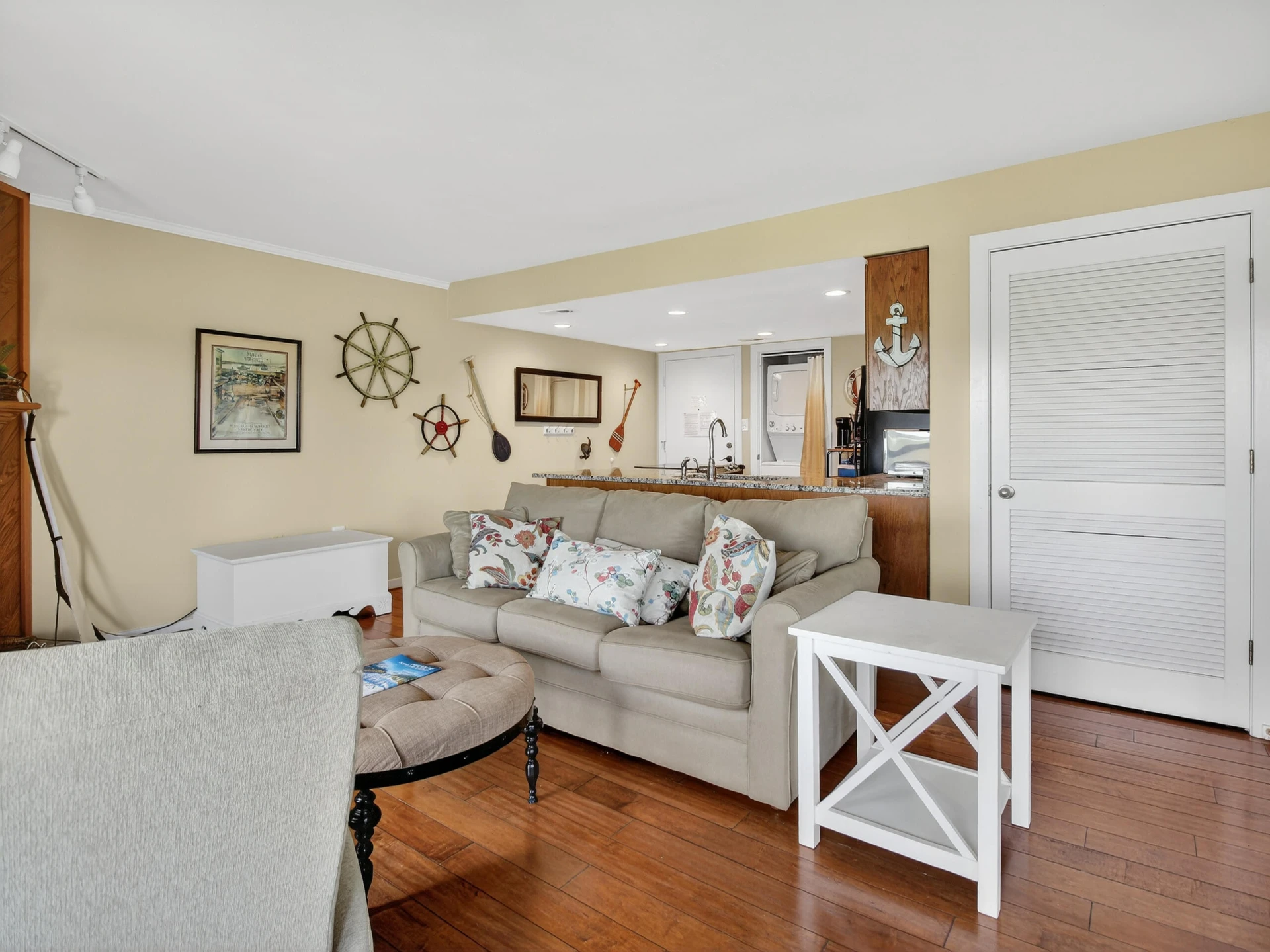 110 Sailors Cove DR #UNIT 1314 - Photo 9