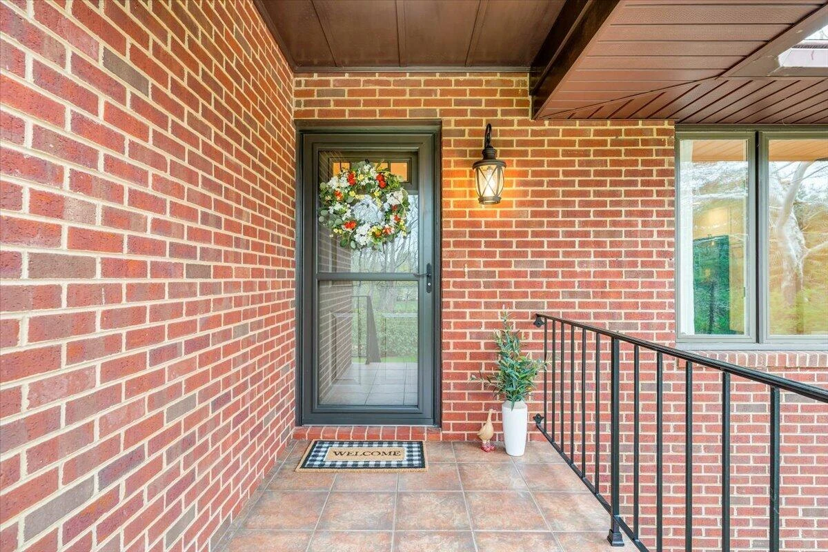 4125 Belle Aire CIR - Photo 14