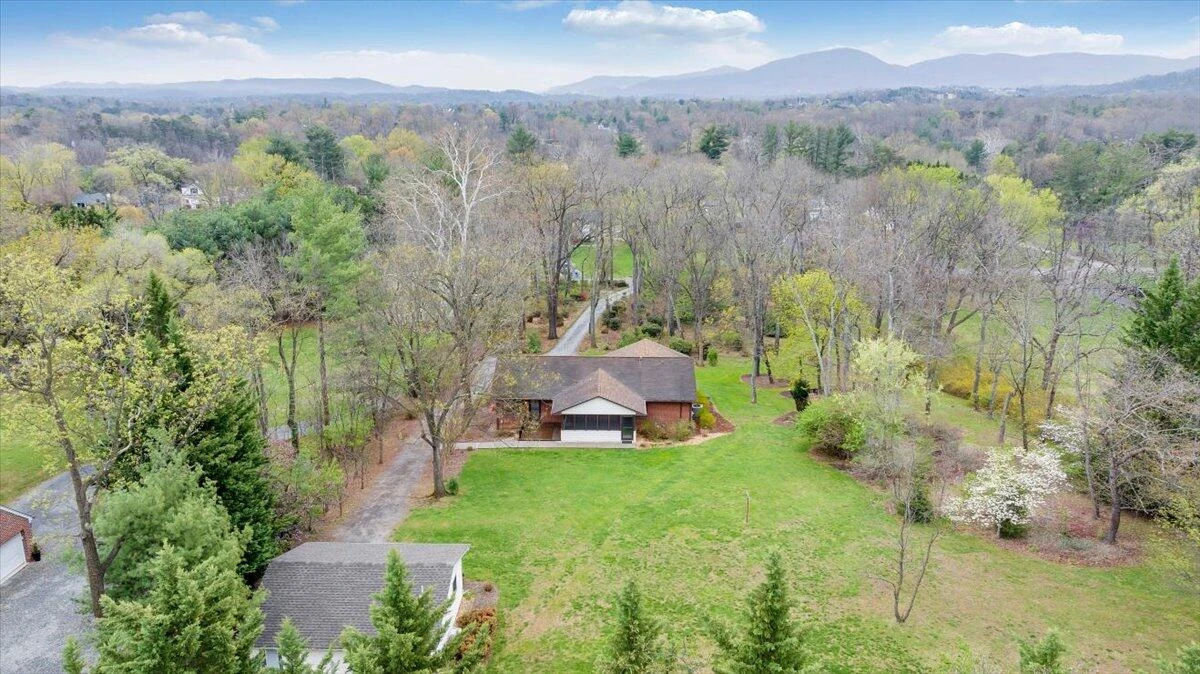4125 Belle Aire CIR - Photo 106