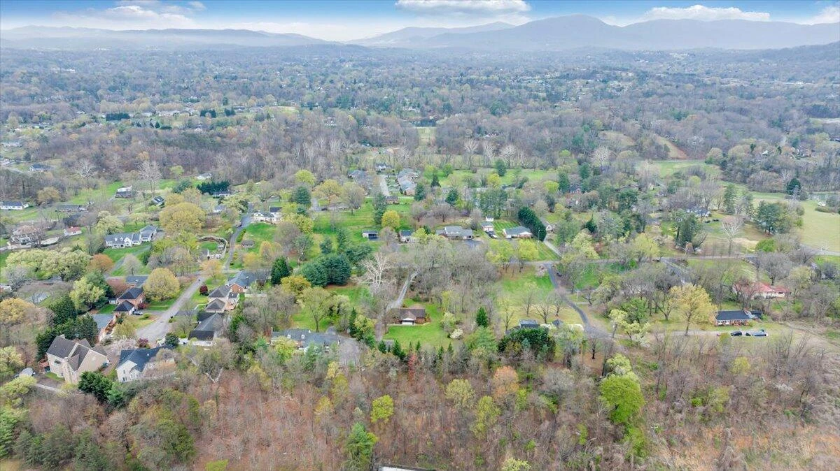 4125 Belle Aire CIR - Photo 108