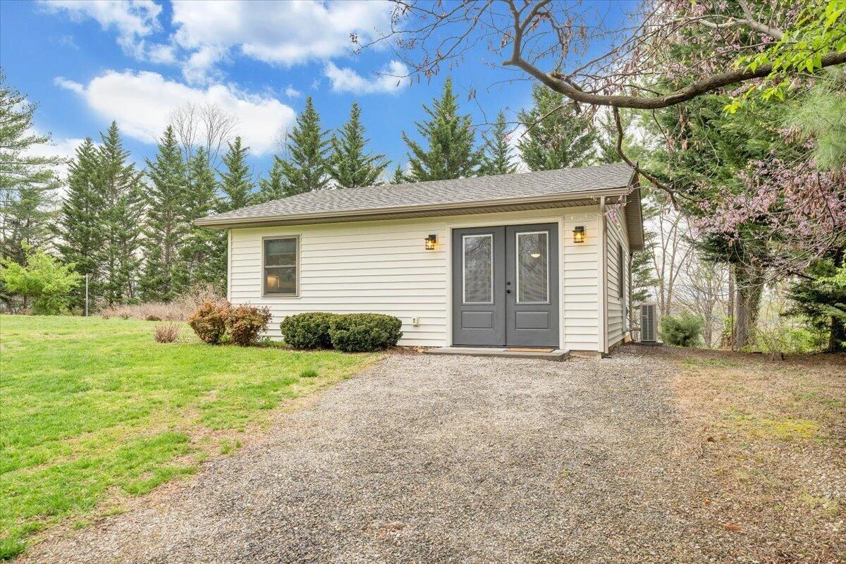 4125 Belle Aire CIR - Photo 63