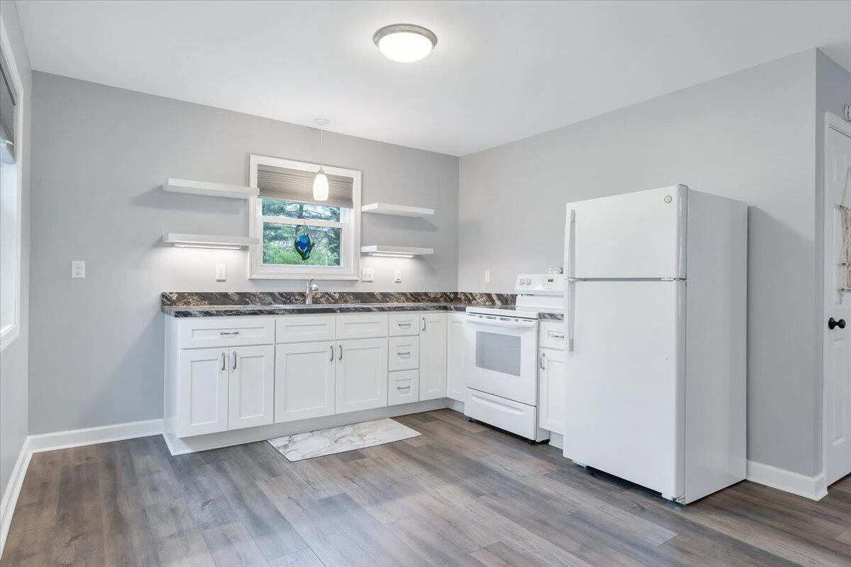 4125 Belle Aire CIR - Photo 68