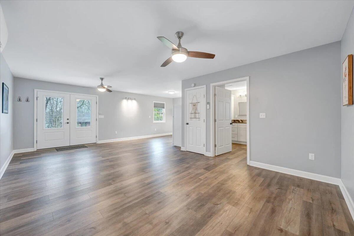 4125 Belle Aire CIR - Photo 71