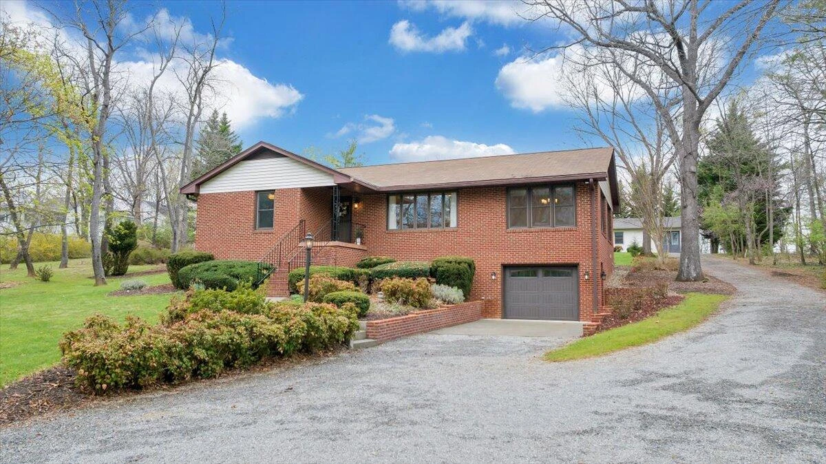 4125 Belle Aire CIR - Photo 90