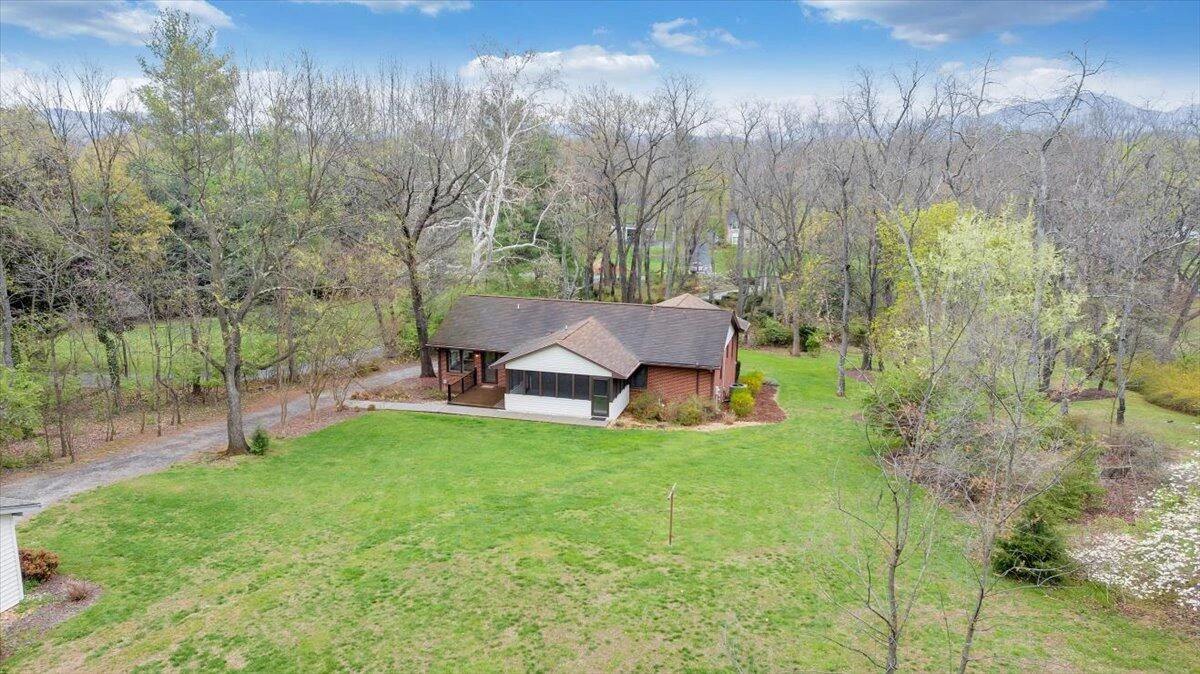 4125 Belle Aire CIR - Photo 98