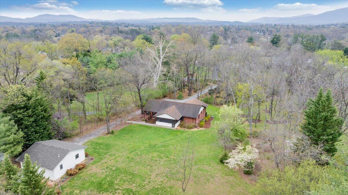 4125 Belle Aire CIR - Photo 99