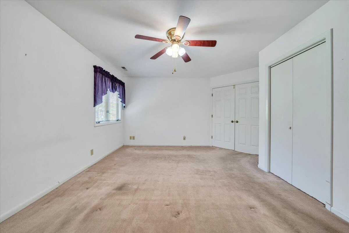 301 Windward DR - Photo 14
