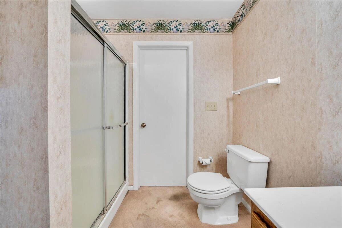301 Windward DR - Photo 18