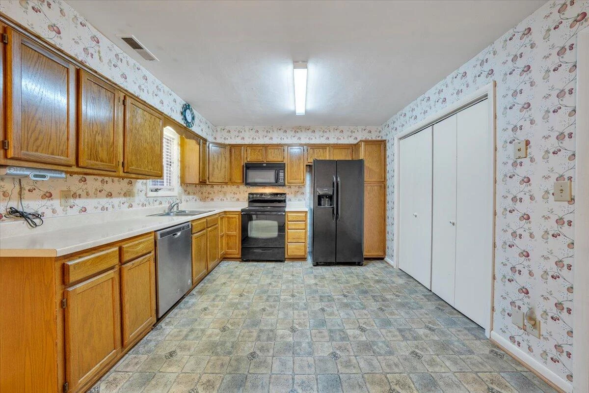 301 Windward DR - Photo 6