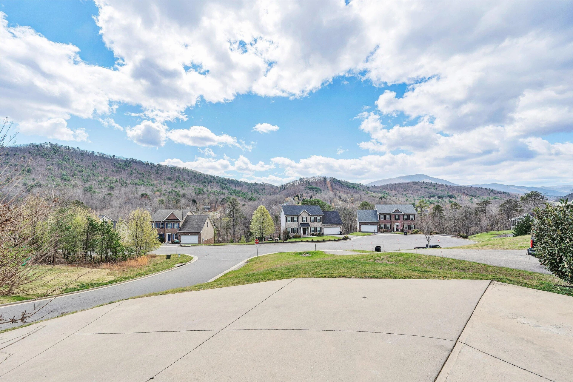 4208 Campbell View LN - Photo 8