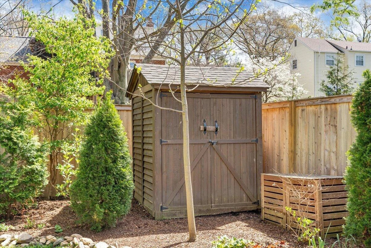 2412 Alberta AVE - Photo 104