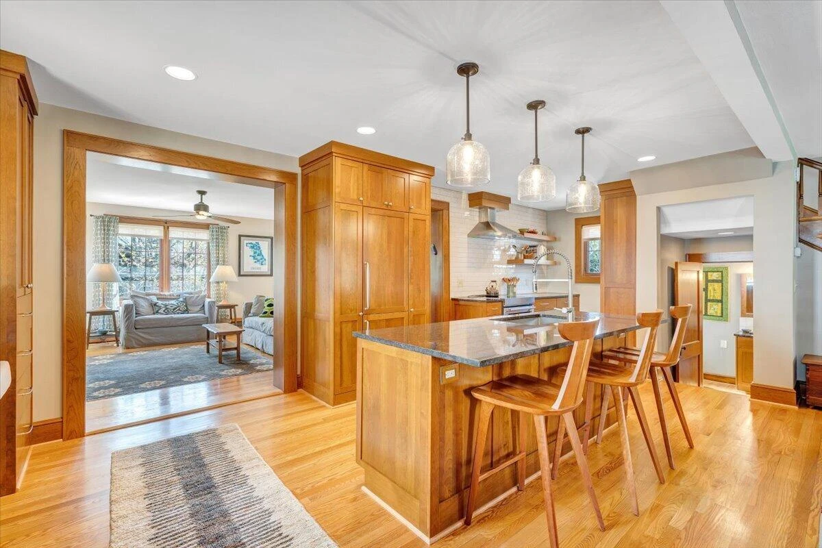 2412 Alberta AVE - Photo 31