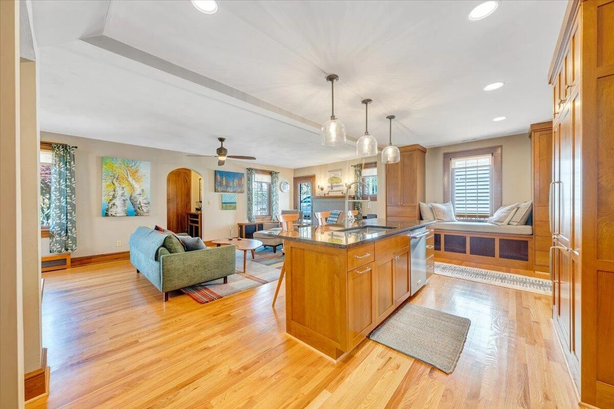 2412 Alberta AVE - Photo 35