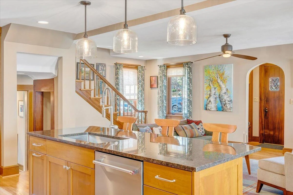2412 Alberta AVE - Photo 41