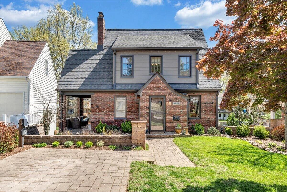 2412 Alberta AVE - Photo 9