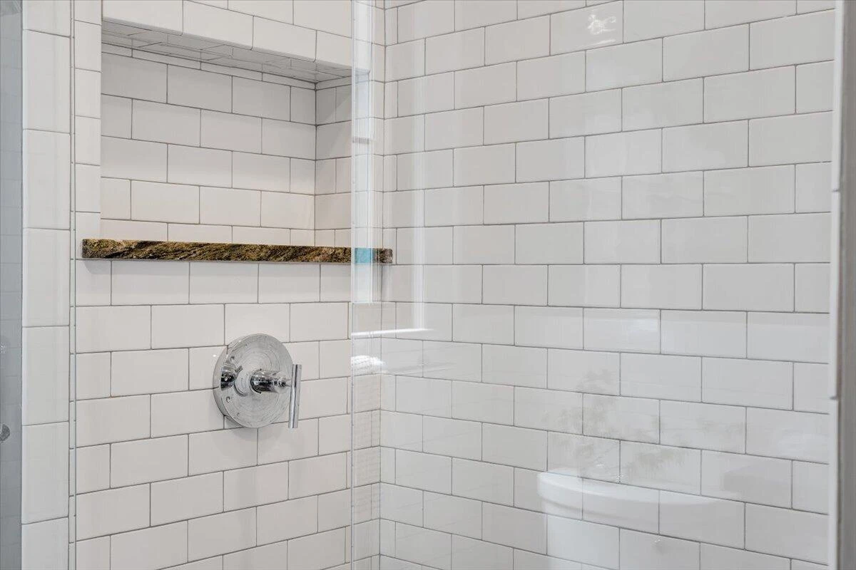 2412 Alberta AVE - Photo 64