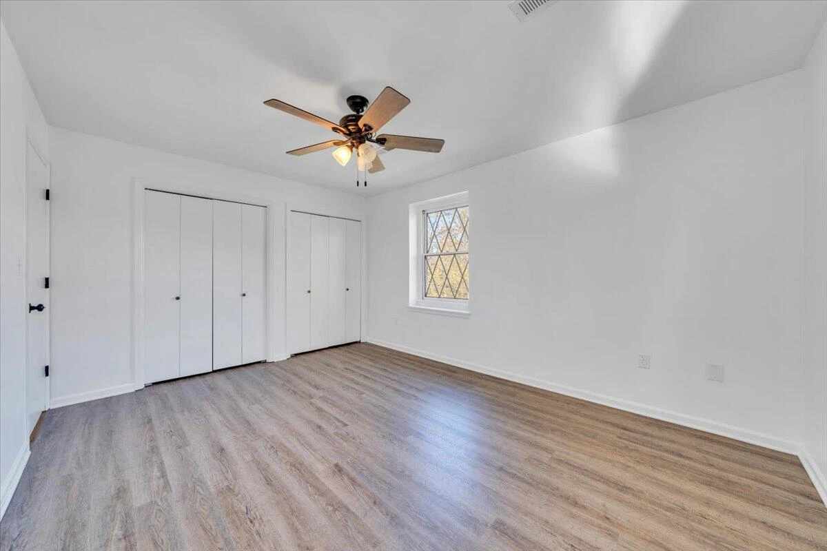 229 Queen Regent CT - Photo 39