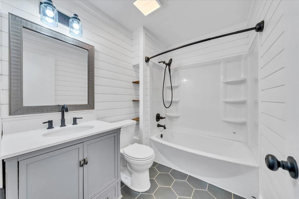 229 Queen Regent CT - Photo 43