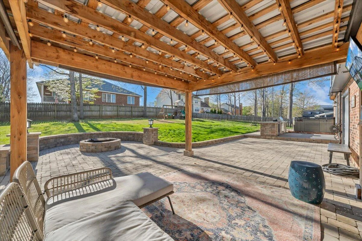 229 Queen Regent CT - Photo 53