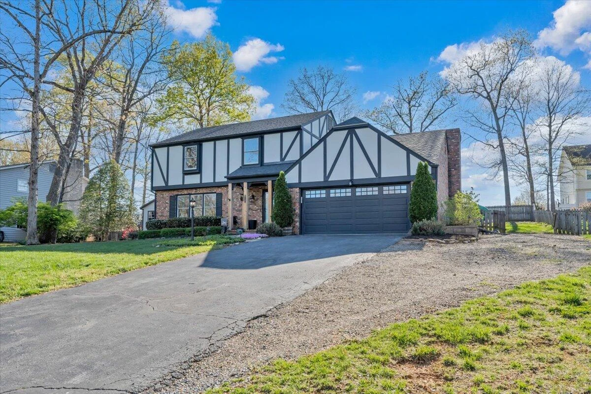 229 Queen Regent CT - Photo 66