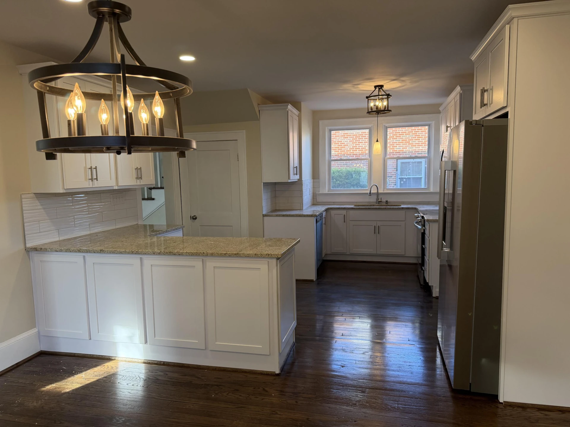 1605 Westover AVE - Photo 5
