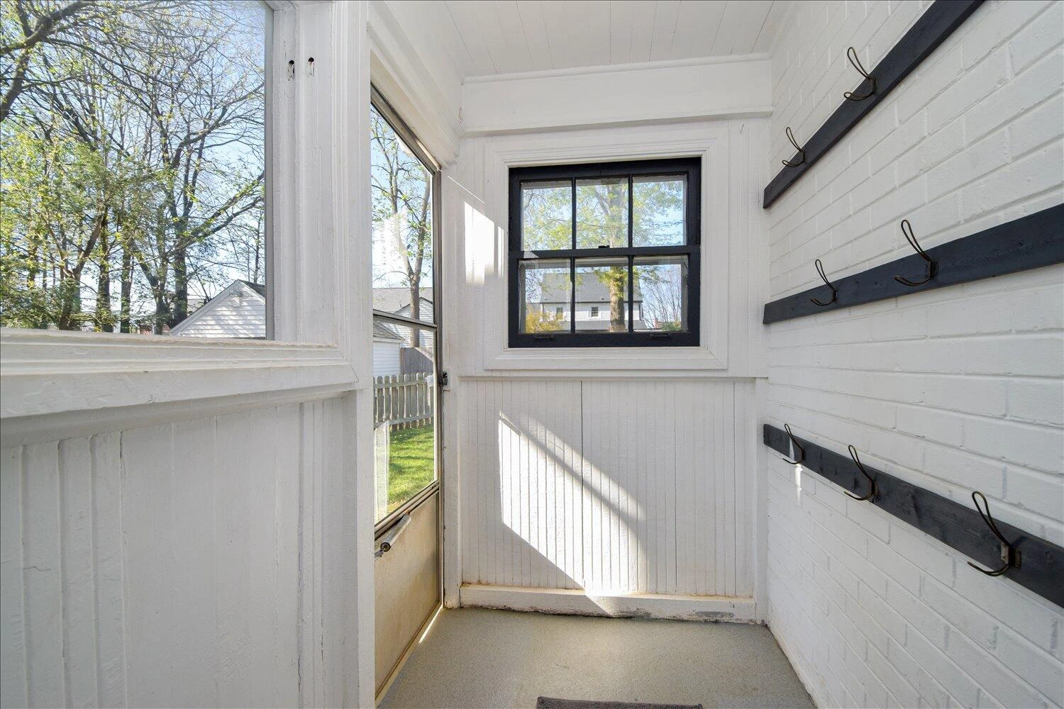 3424 Greenland AVE - Photo 18