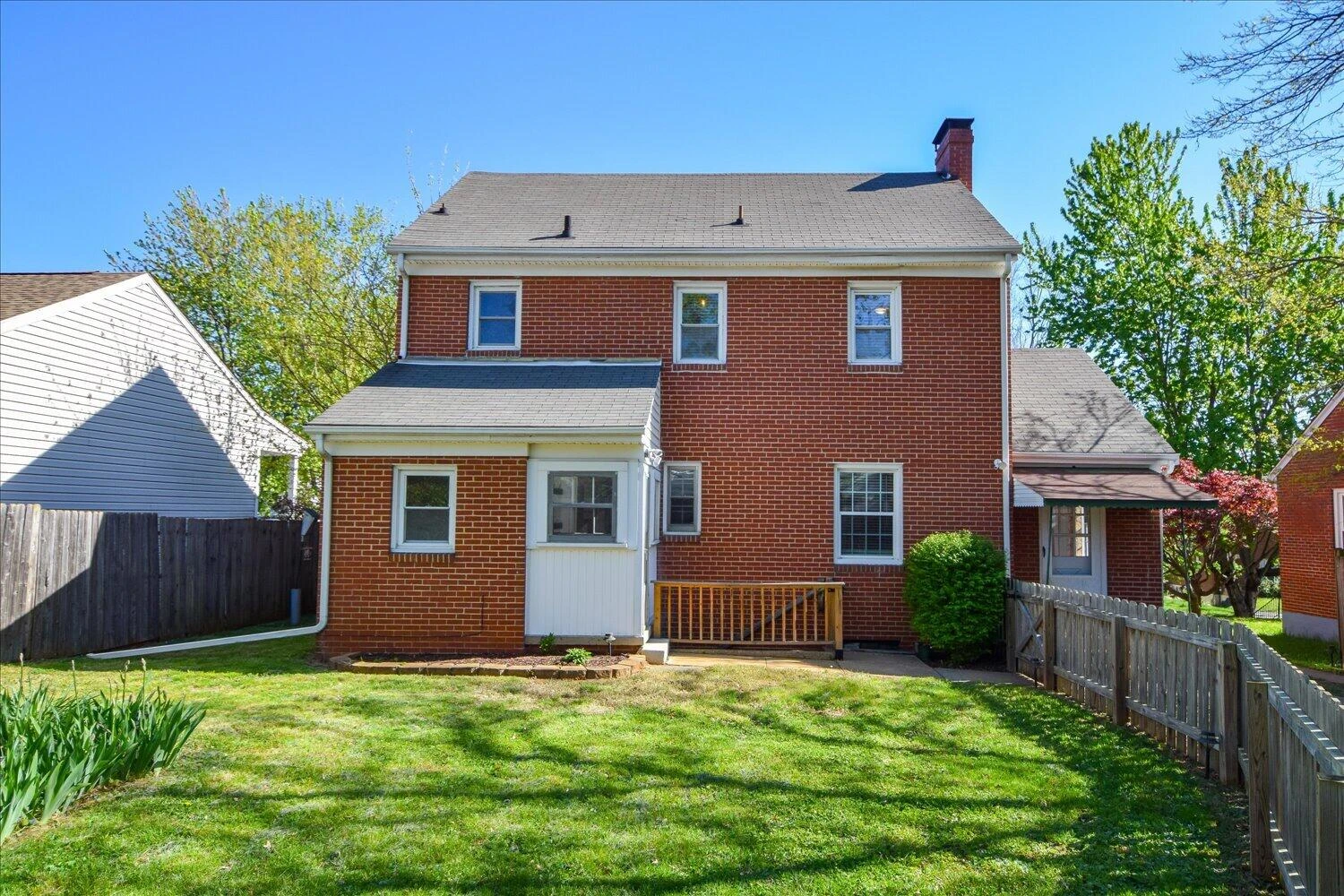 3424 Greenland AVE - Photo 37