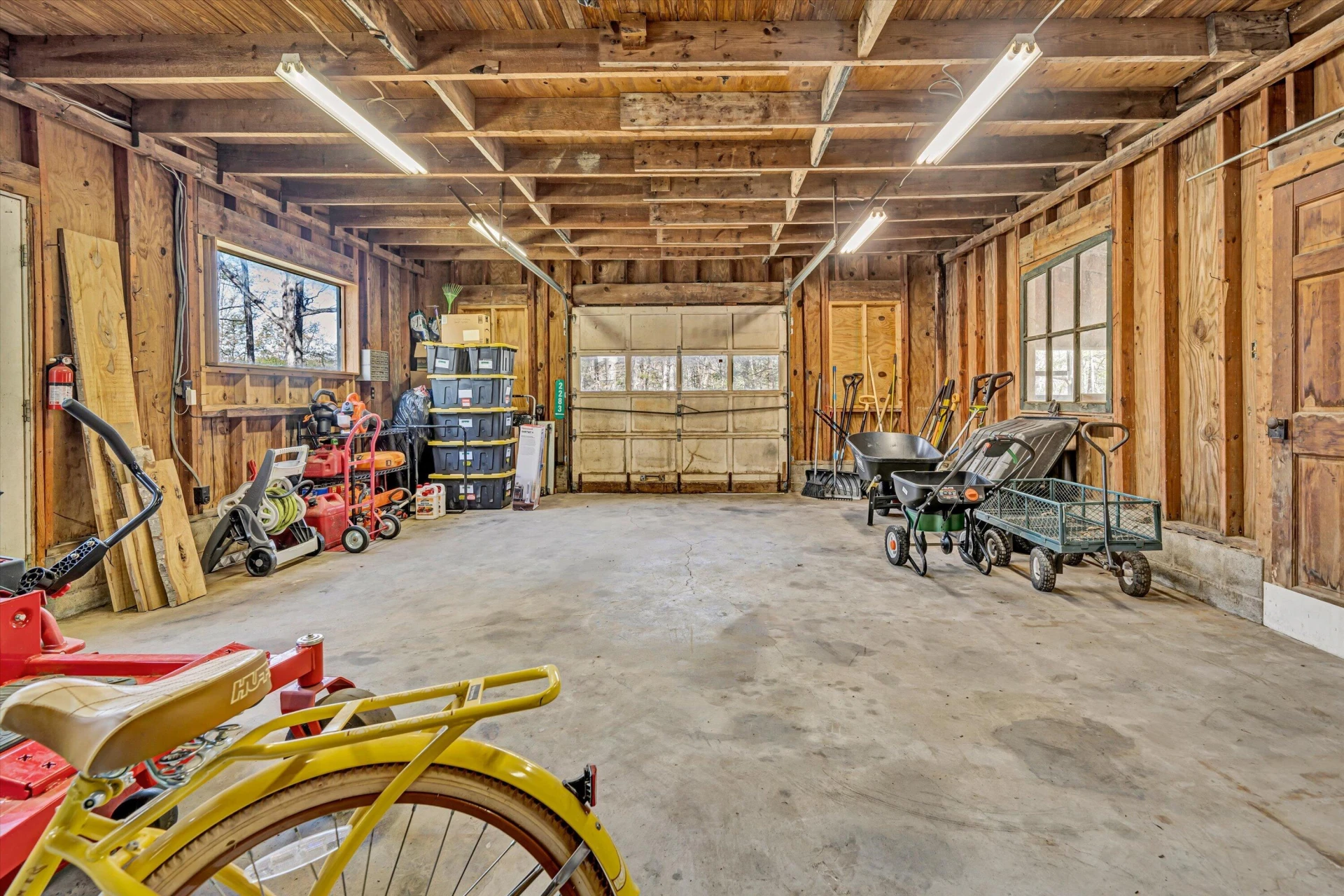 2283 FRANKLIN ST - Photo 6