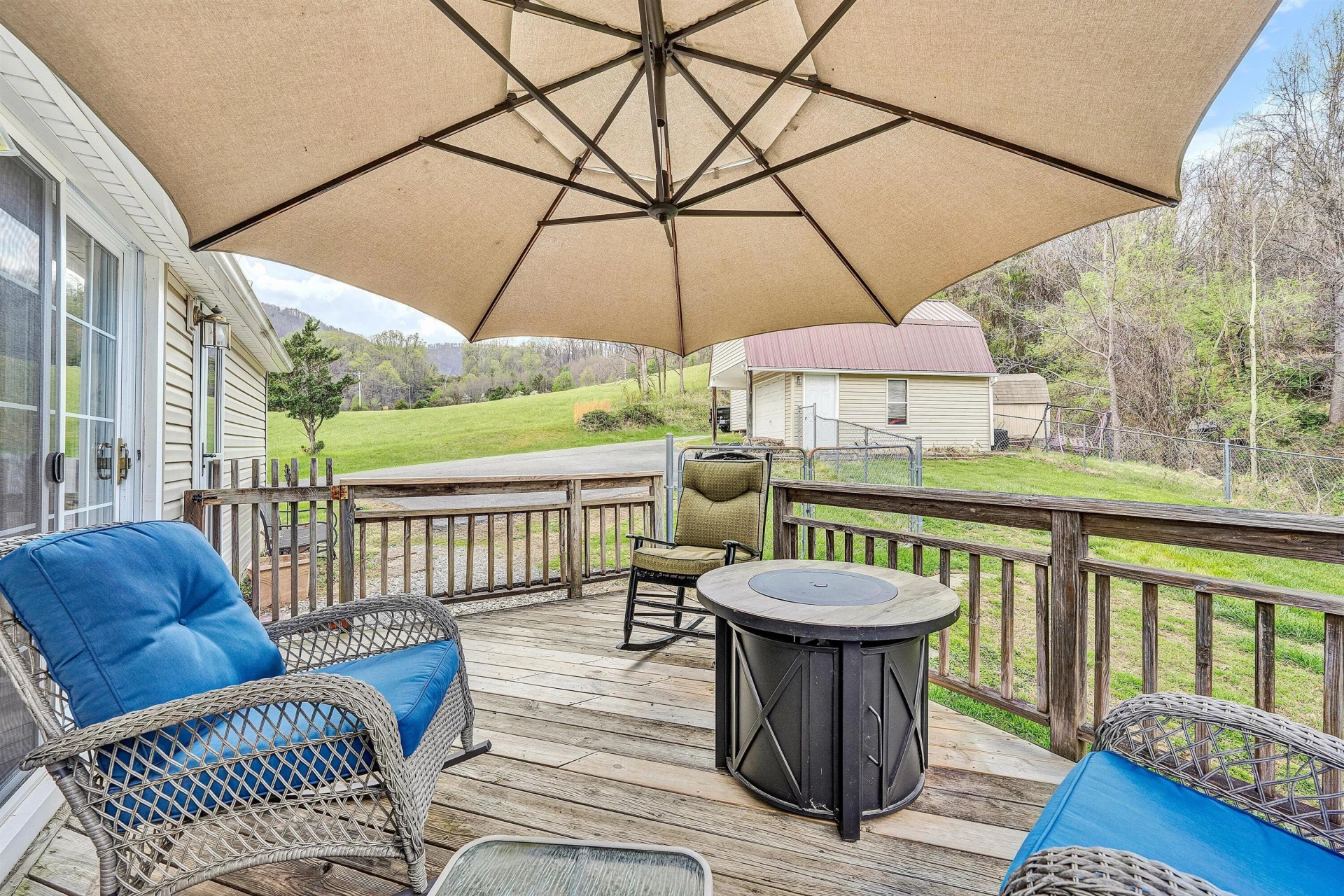 8173 Bent Mountain RD - Photo 21