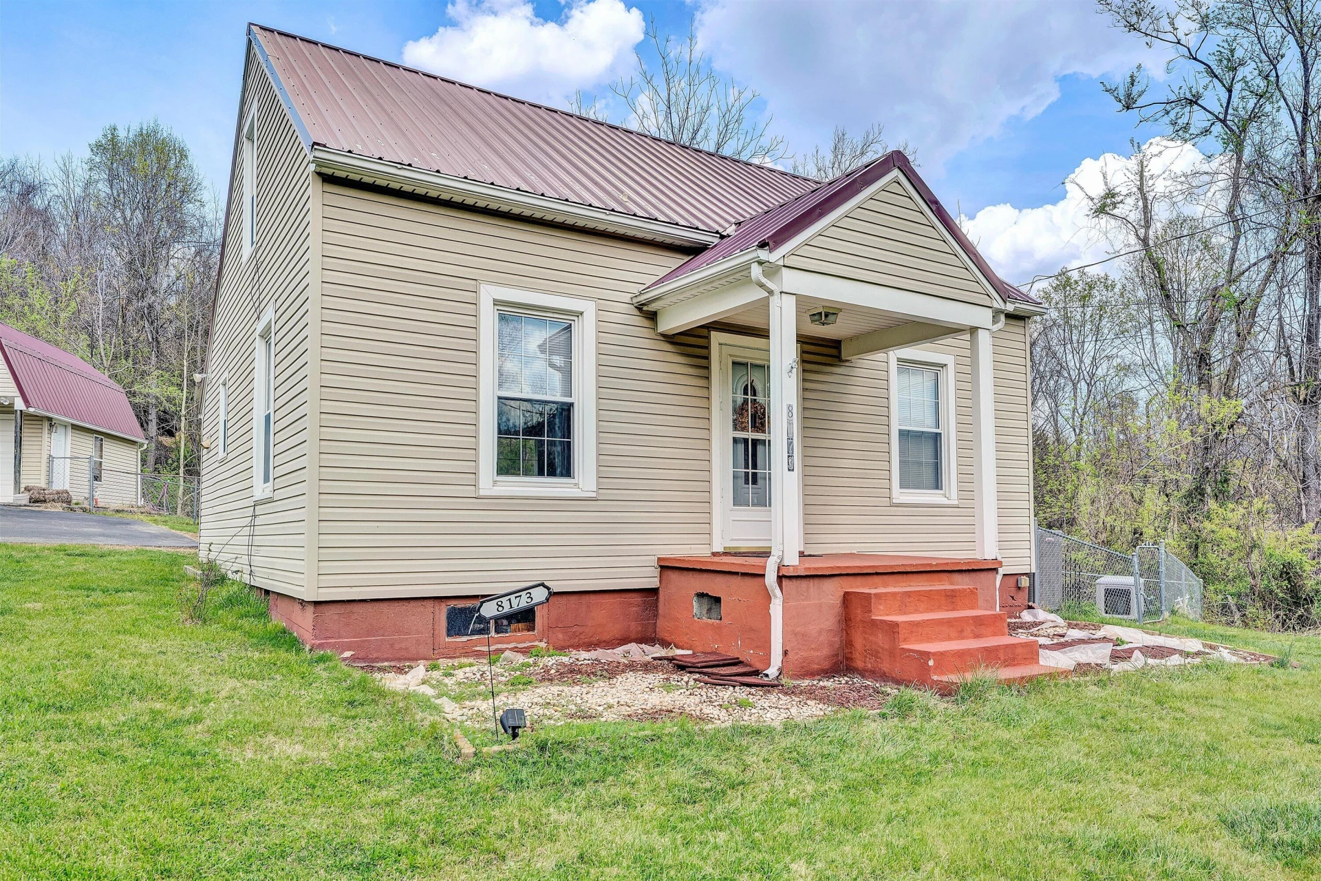 8173 Bent Mountain RD - Photo 7