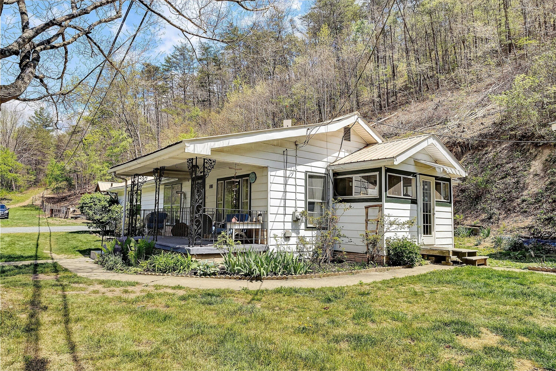 5215 Kanawha TRL - Photo 24