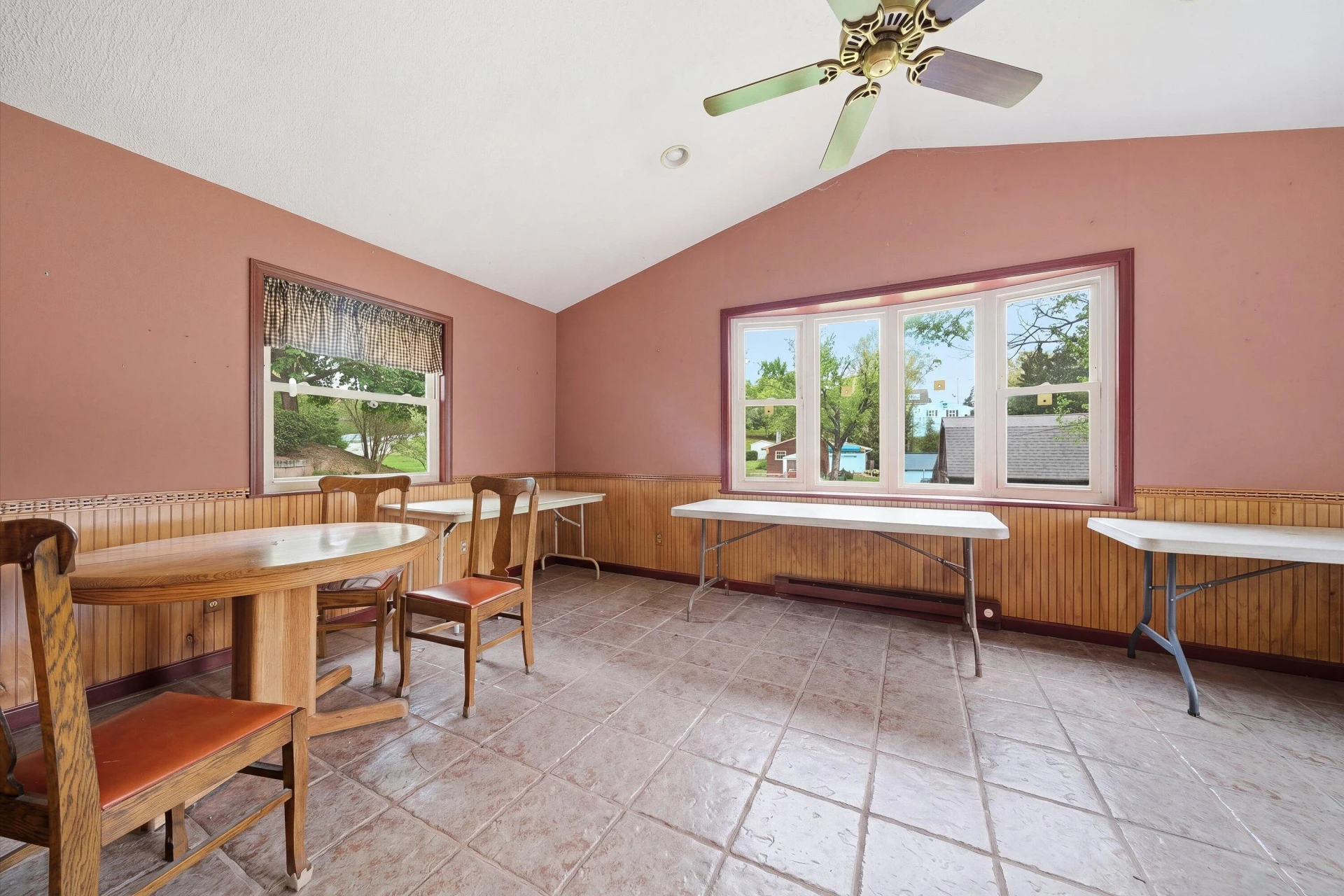 5011 Victoria ST - Photo 18