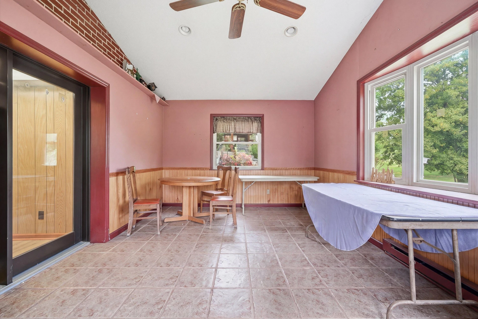 5011 Victoria ST - Photo 19