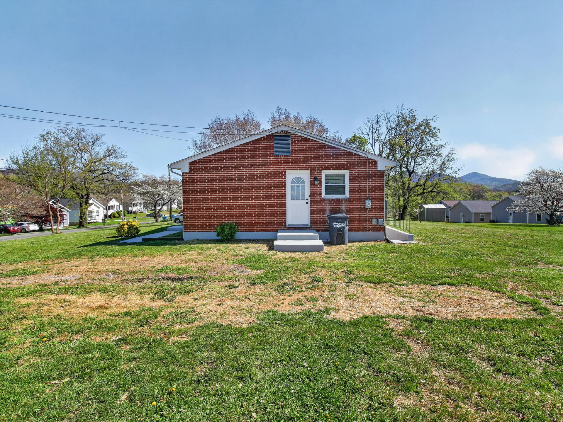 2001 Purcell AVE - Photo 24