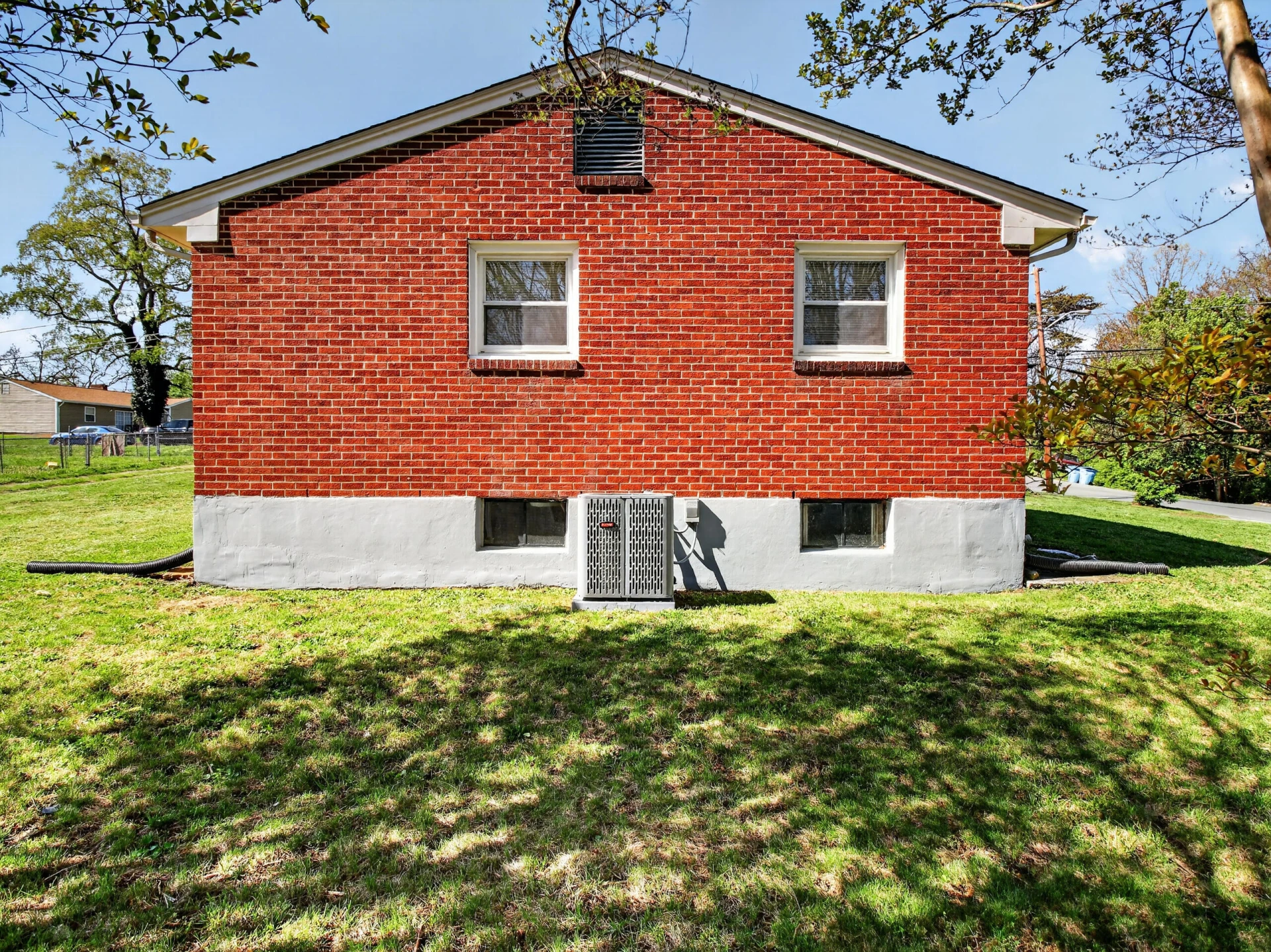 2001 Purcell AVE - Photo 28