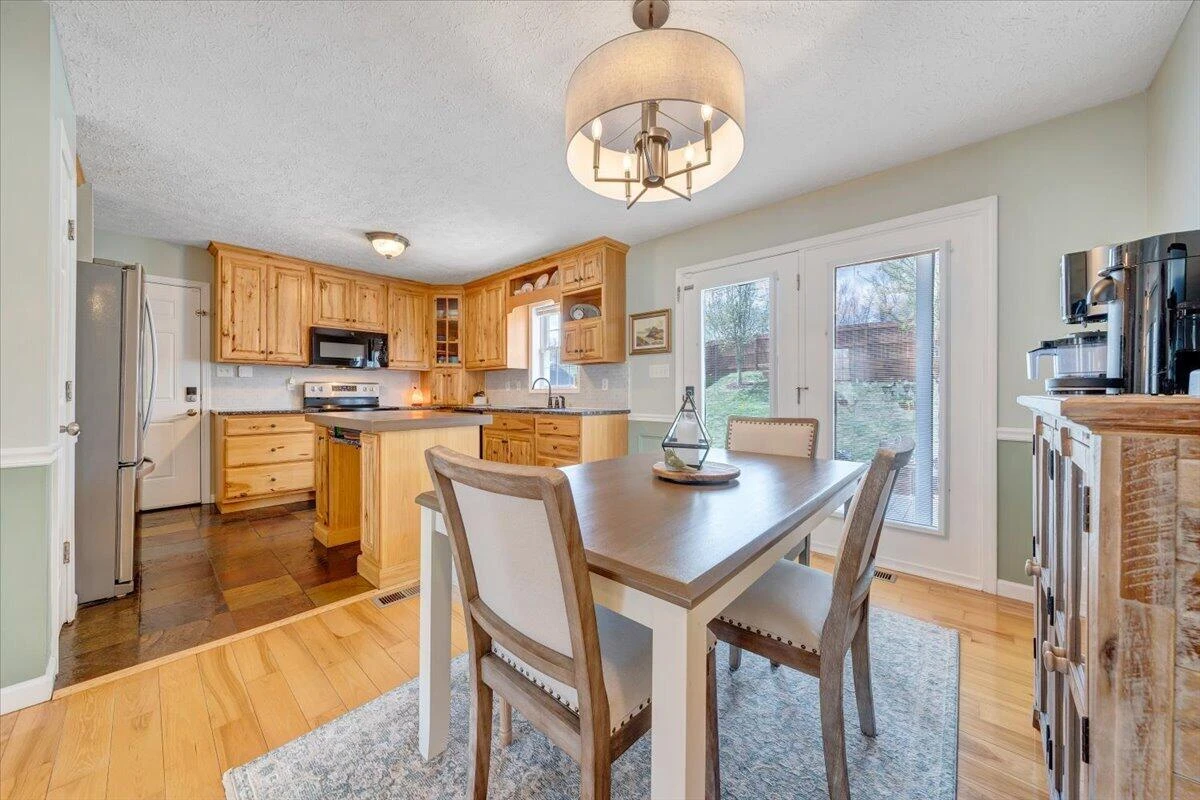 5323 Crossbow DR - Photo 14