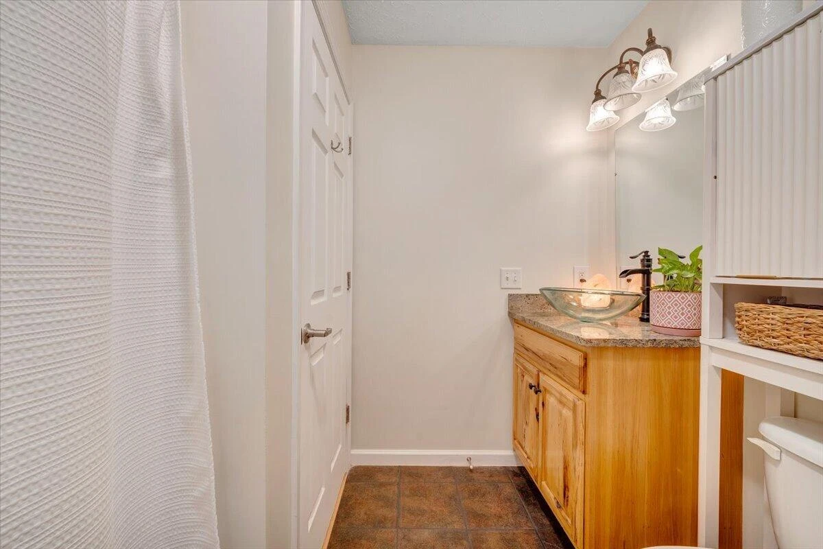 5323 Crossbow DR - Photo 36