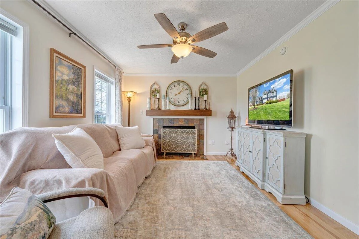 5323 Crossbow DR - Photo 8