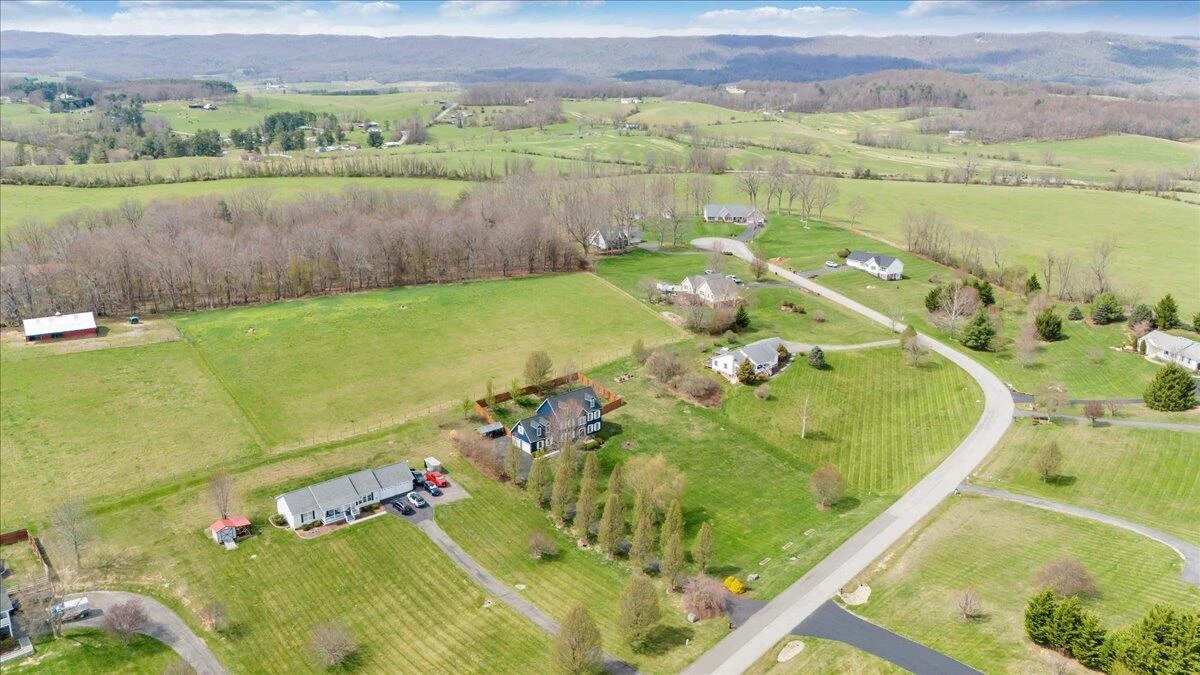 5323 Crossbow DR - Photo 68
