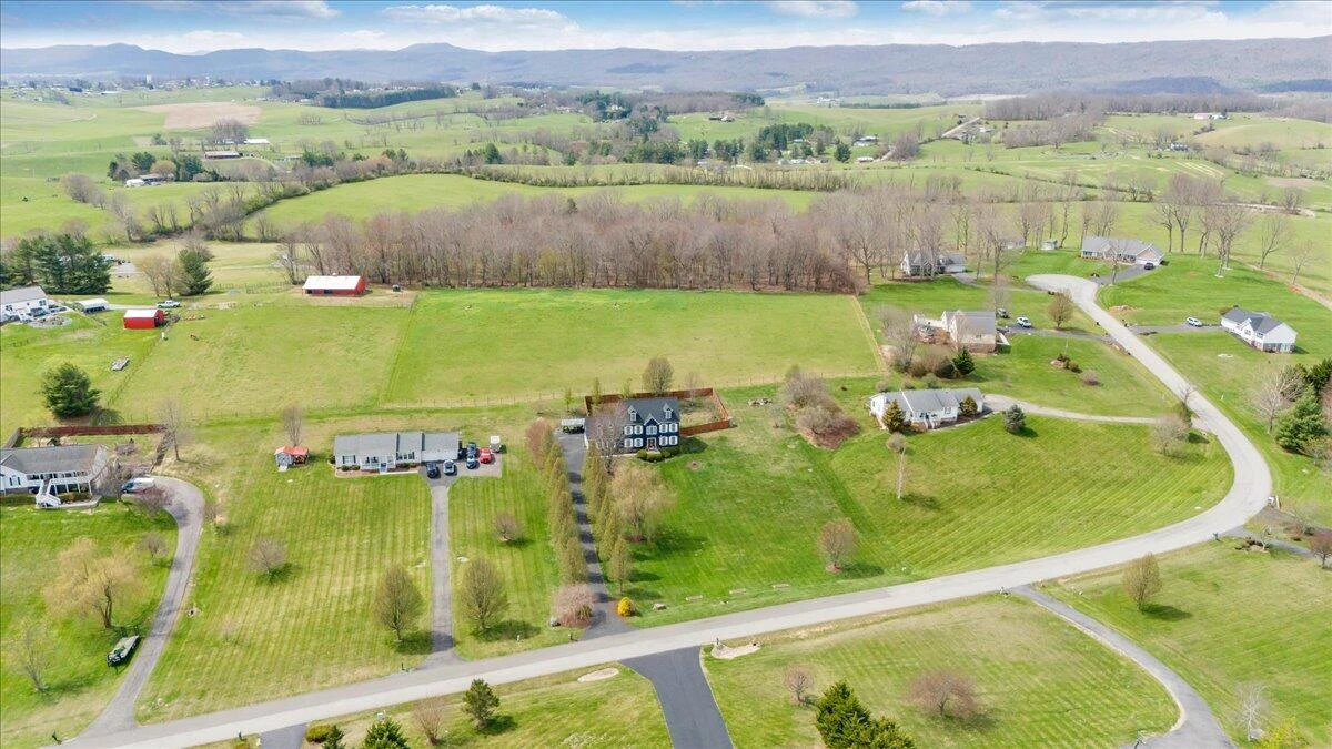 5323 Crossbow DR - Photo 69